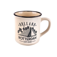 Witte keramiek mok met Rotterdam skyline design. Hoogte 97 mm en ø 90 mm

White ceramic mug with Rotterdam skyline design. Height 97mm and ø 90 mm.